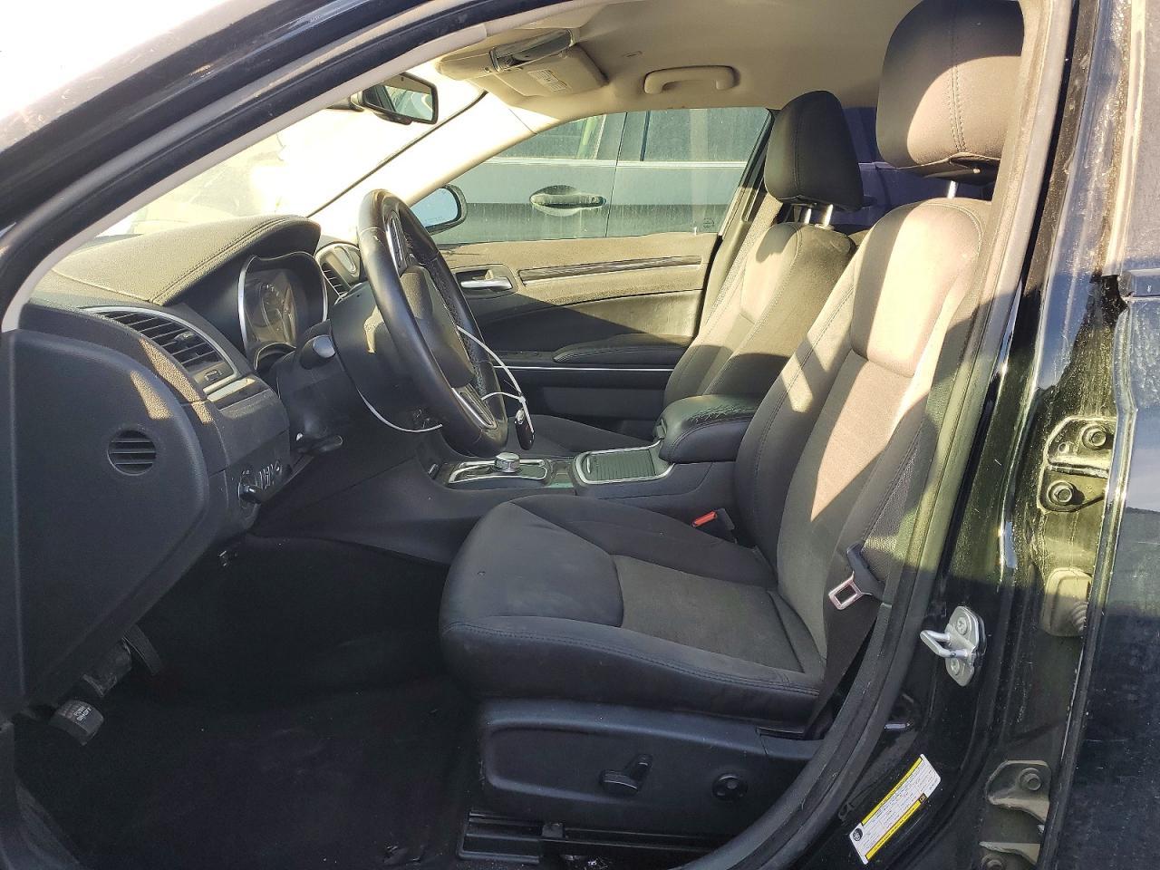 2018 CHRYSLER 300
