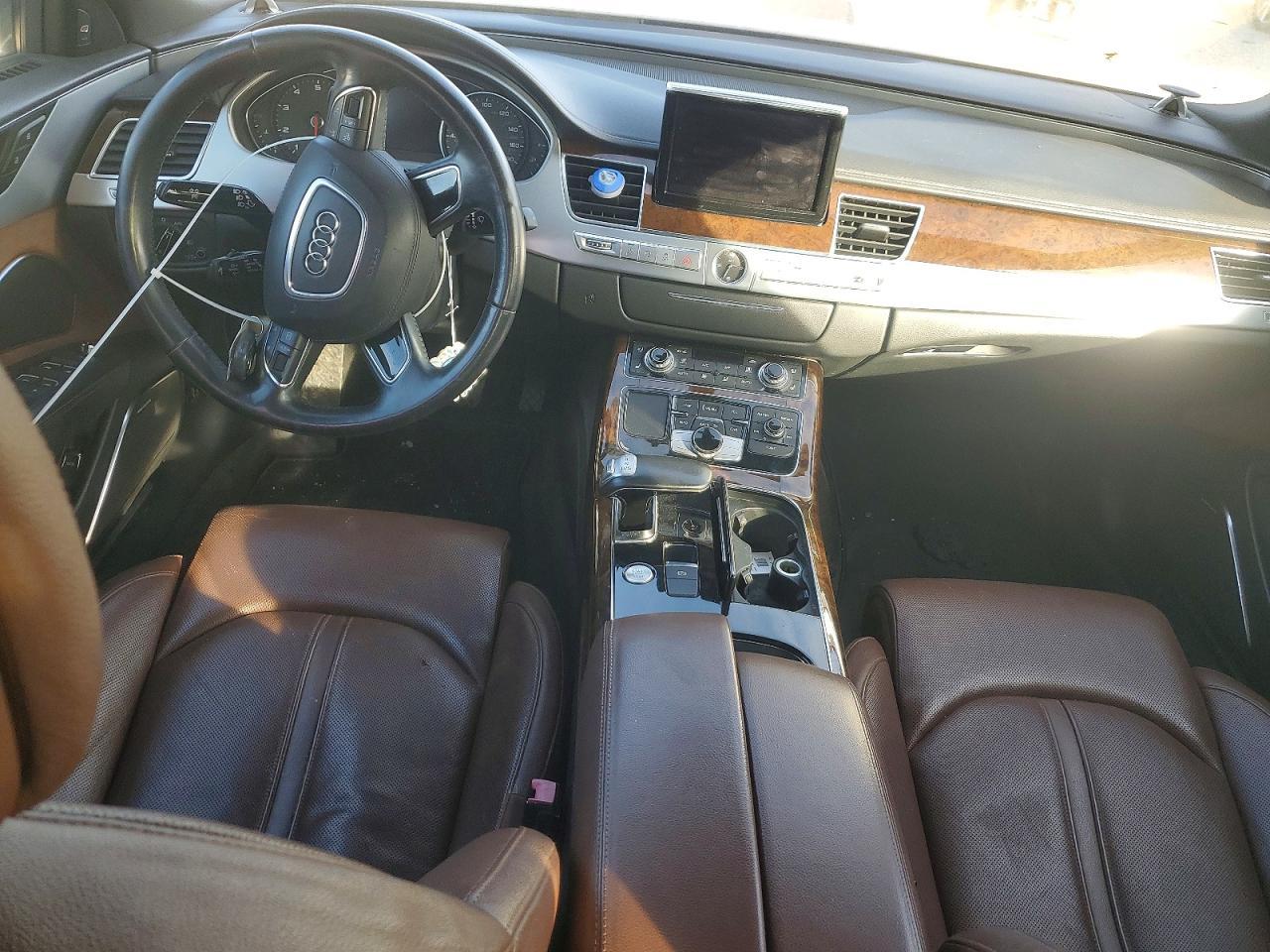 2014 AUDI A8