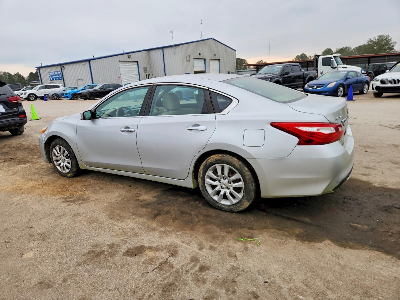 2016 NISSAN ALTIMA