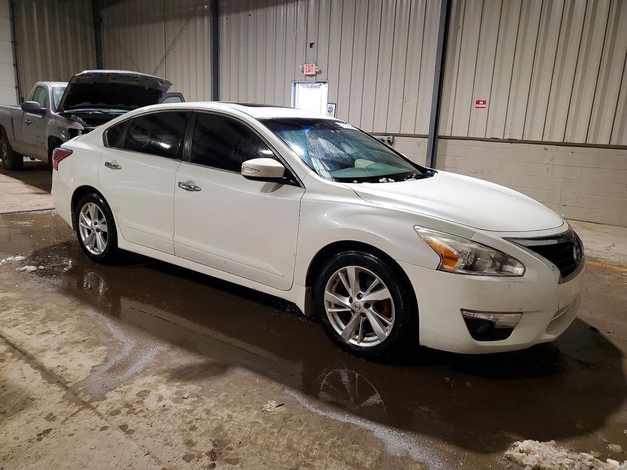 2014 NISSAN