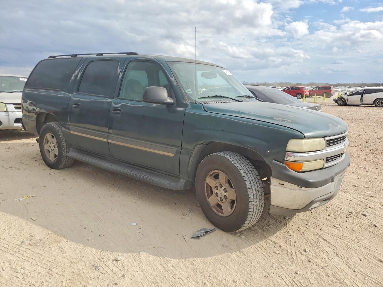 2004 CHEVROLET Suburban