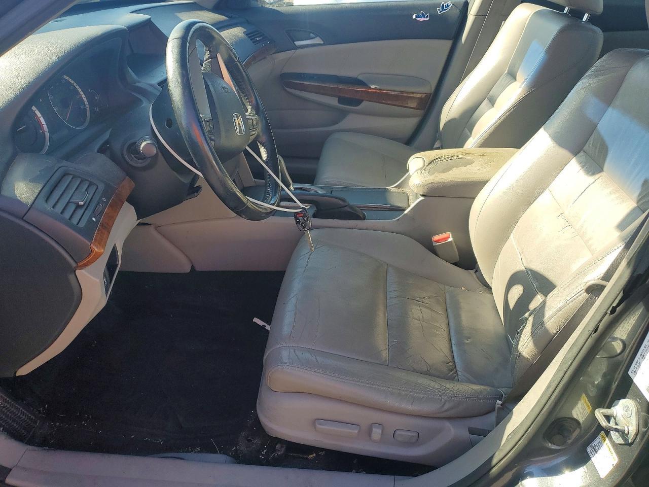 2011 HONDA ACCORD