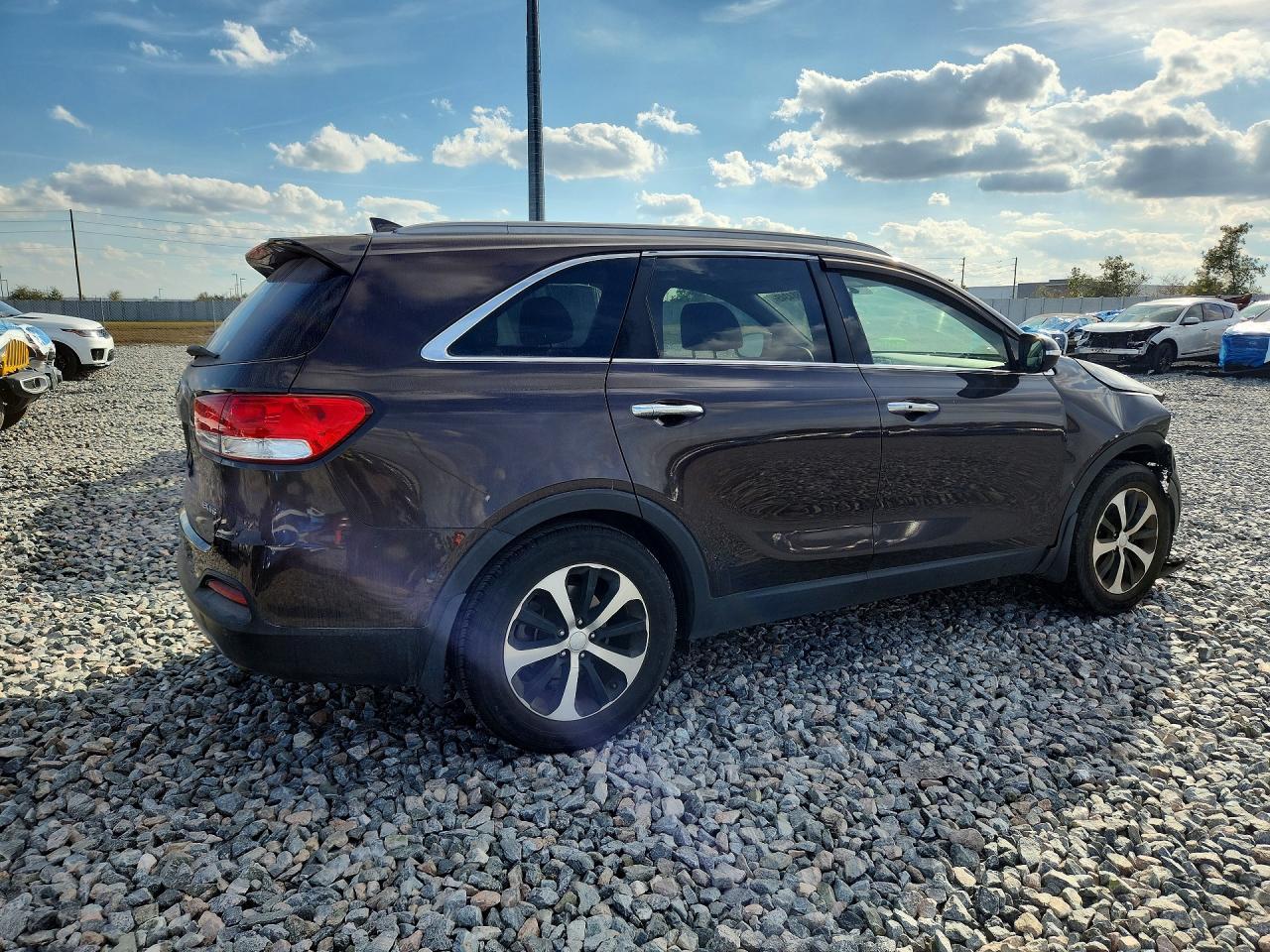 2017 KIA SORENTO