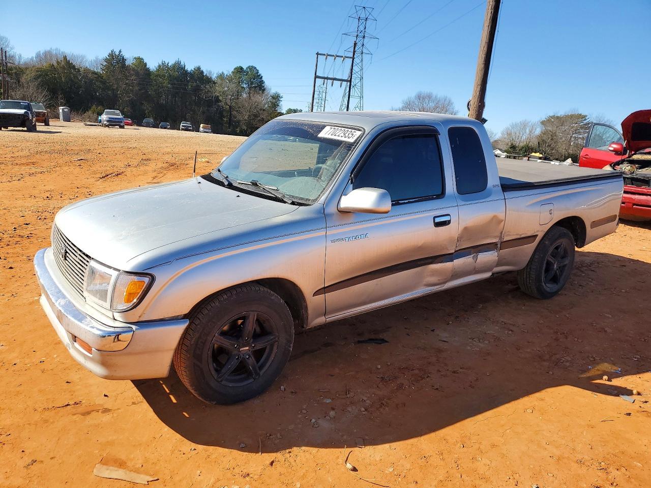 2000 TOYOTA TACOMA
