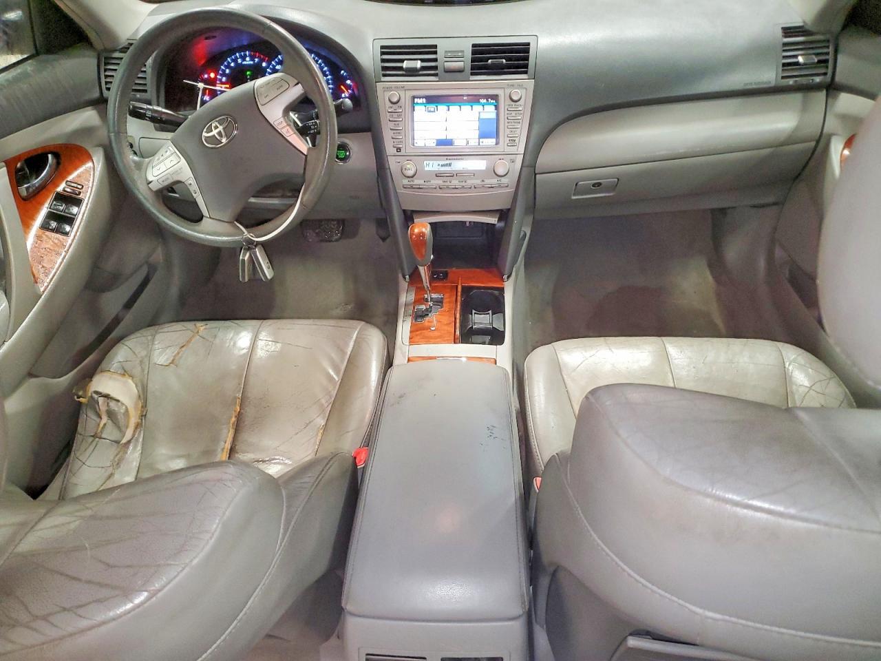 2010 TOYOTA CAMRY