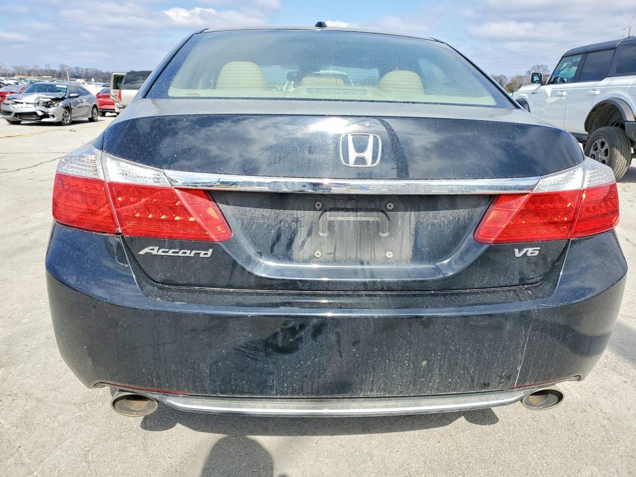2013 HONDA ACCORD