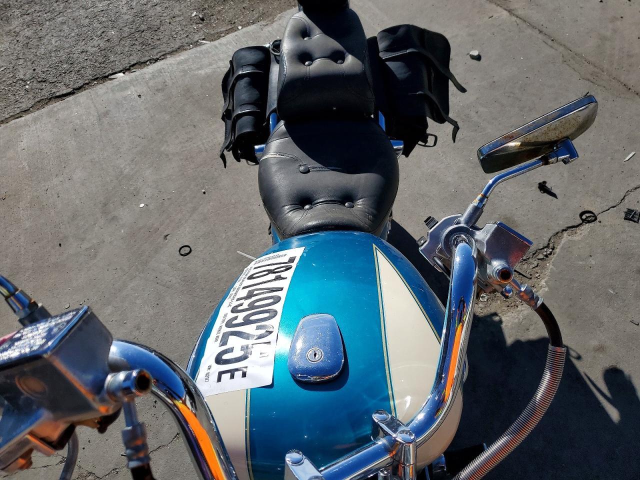 1996 SUZUKI VS1400