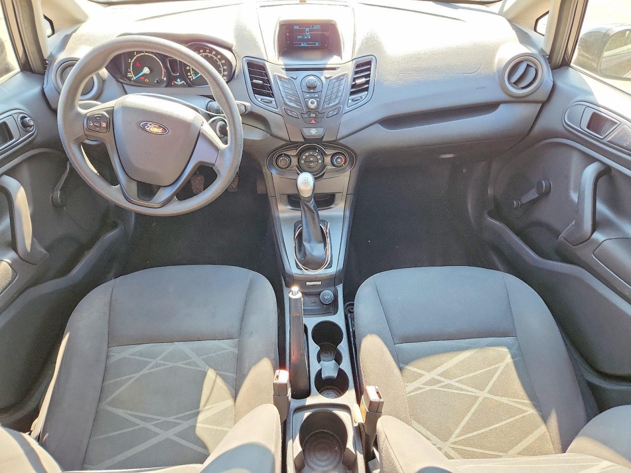 2014 FORD Fiesta