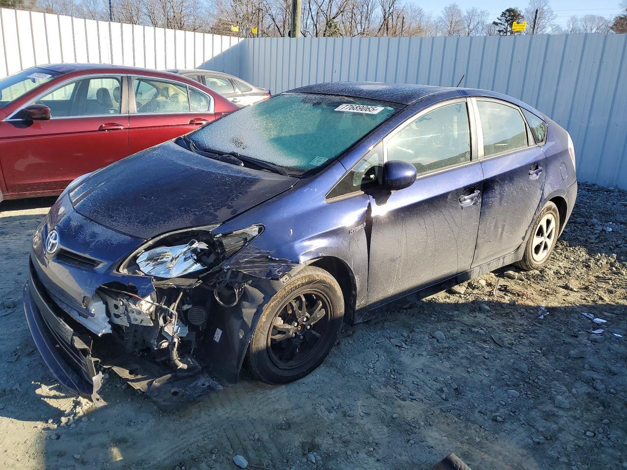2013 TOYOTA PRIUS