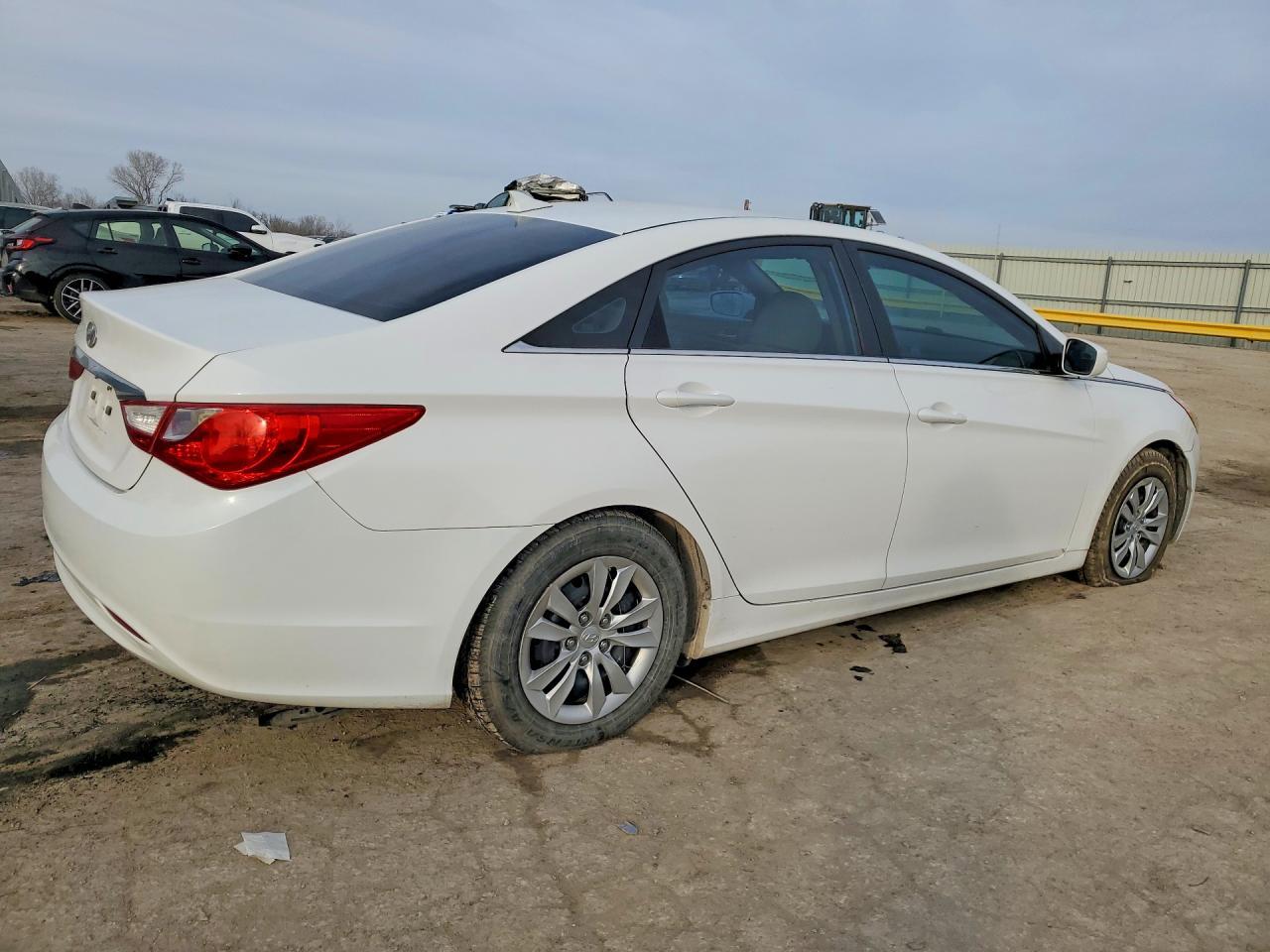 2013 HYUNDAI SONATA