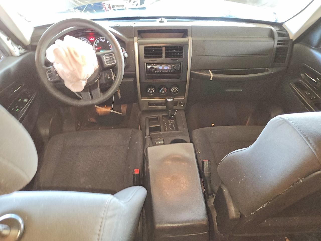 2012 JEEP Liberty