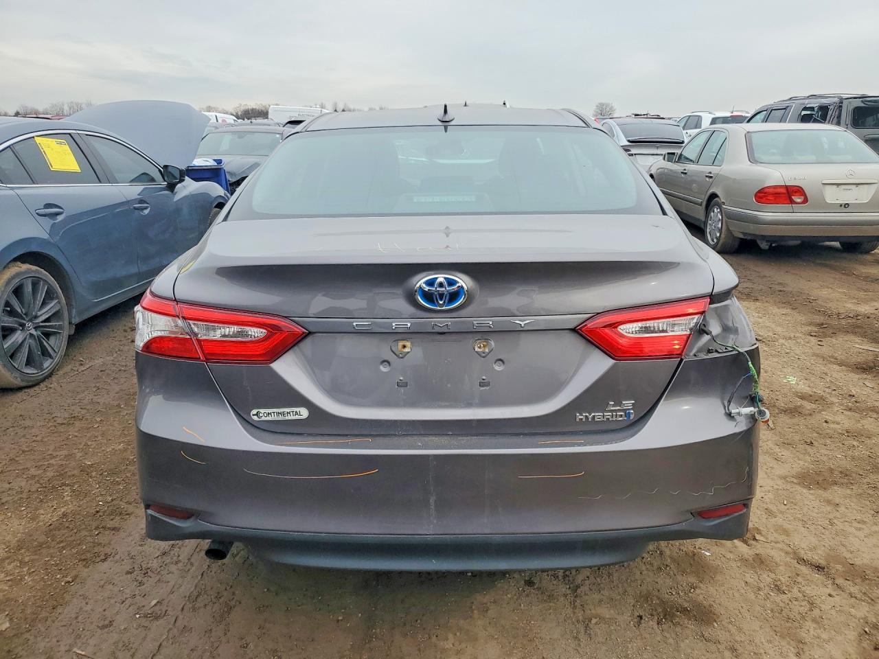 2019 TOYOTA CAMRY