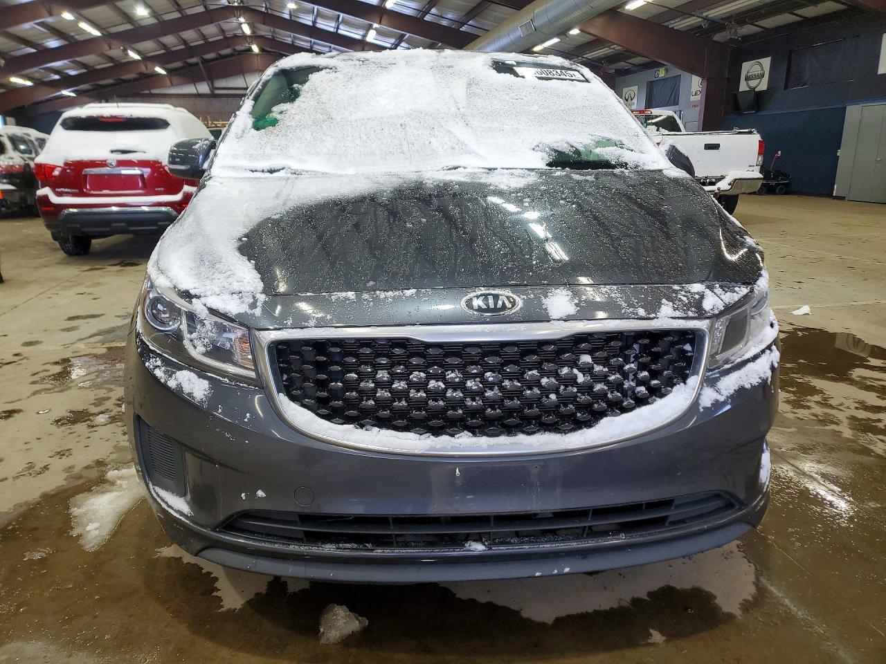 2016 KIA SEDONA