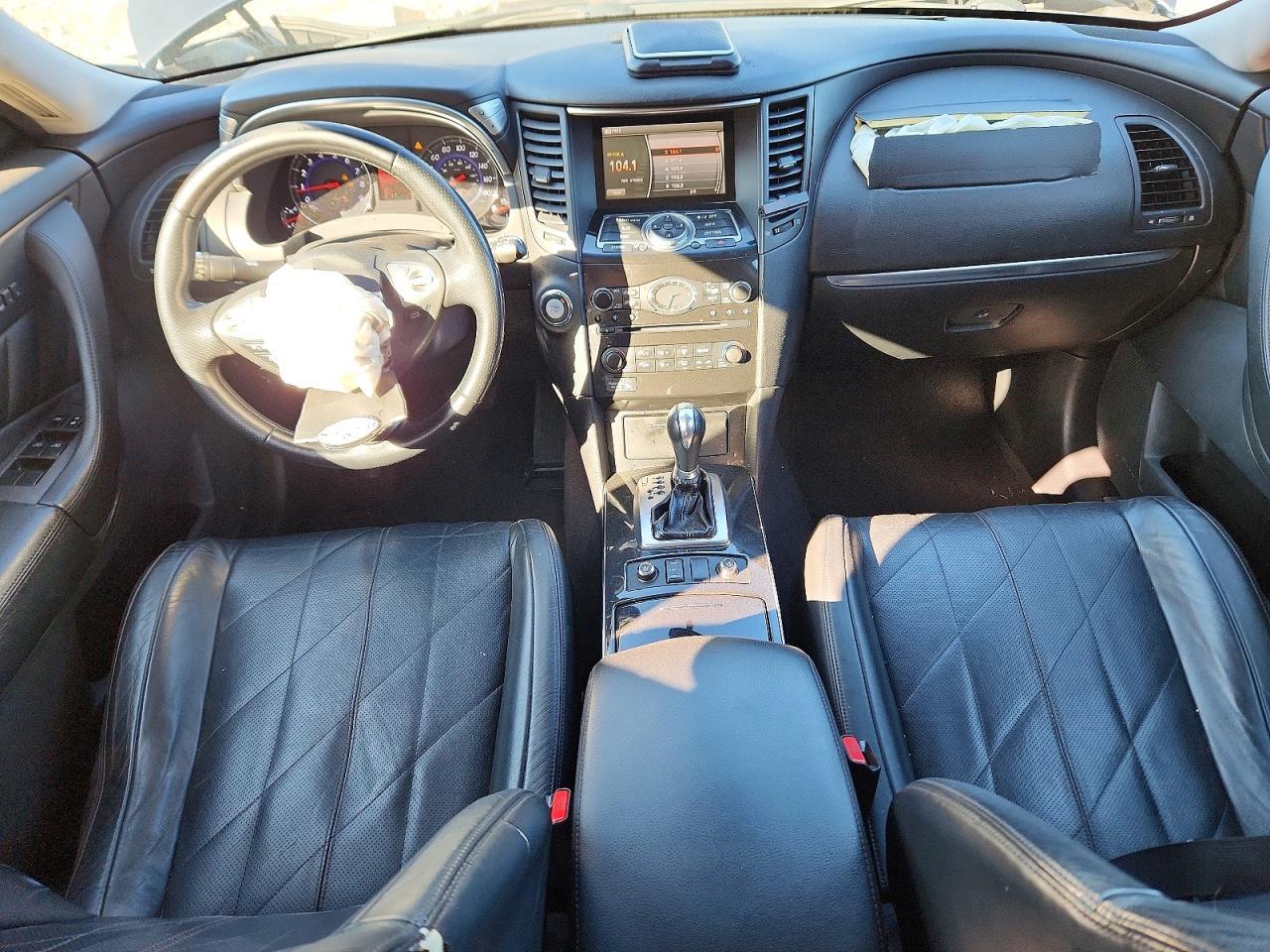 2010 INFINITI FX35