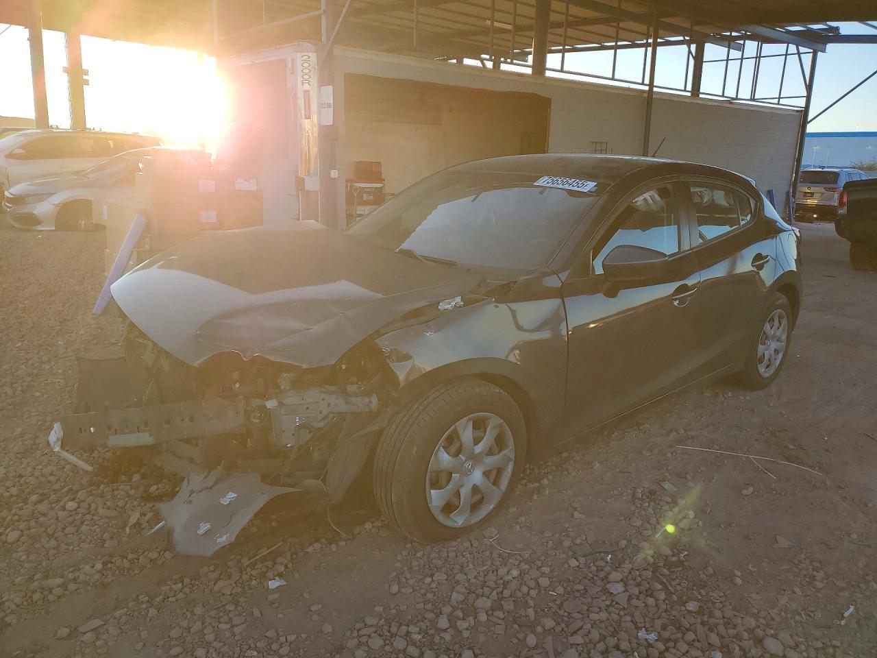 2015 MAZDA 3