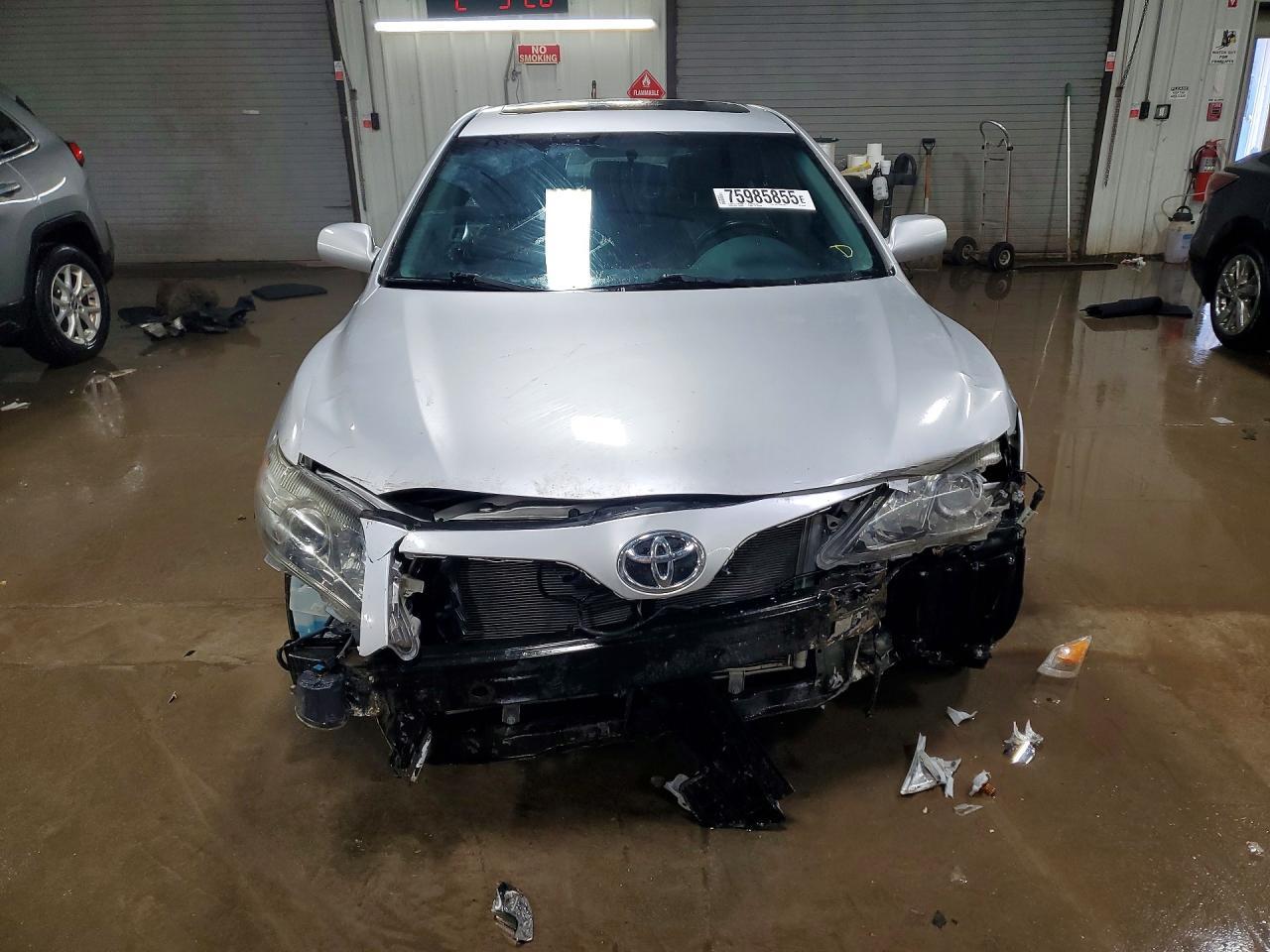 2011 TOYOTA CAMRY