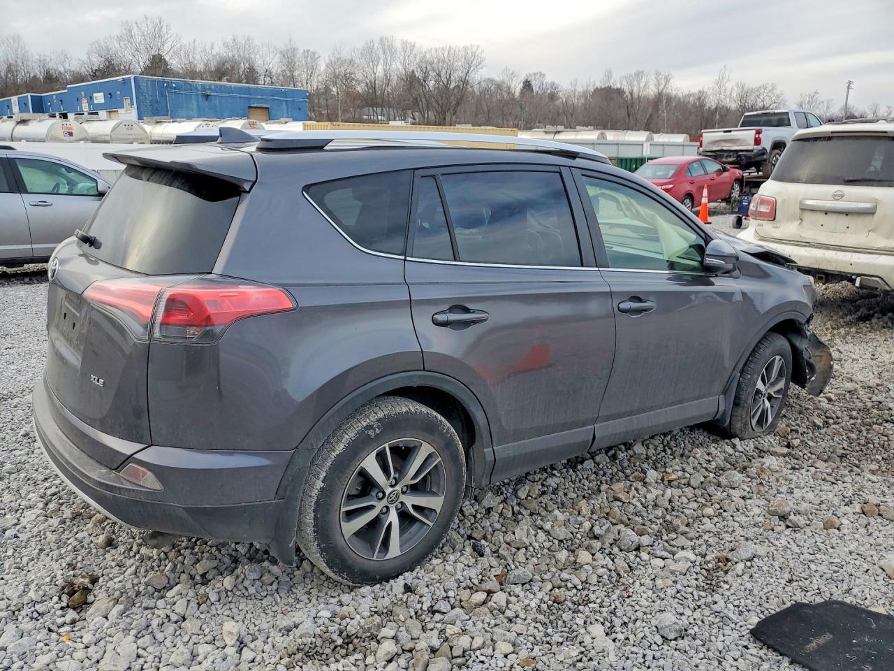2016 TOYOTA RAV4