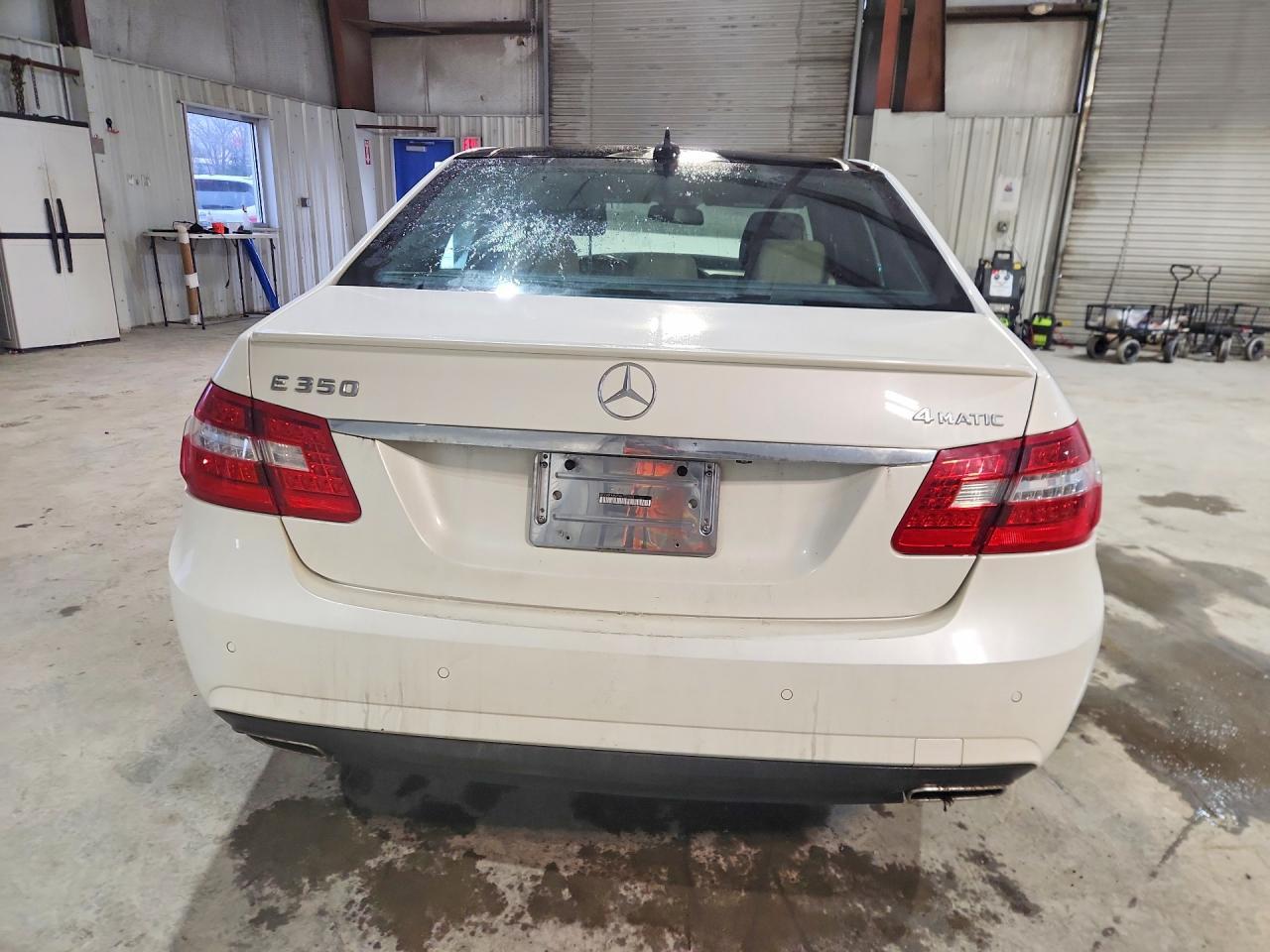 2013 MERCEDES-BENZ E-Class