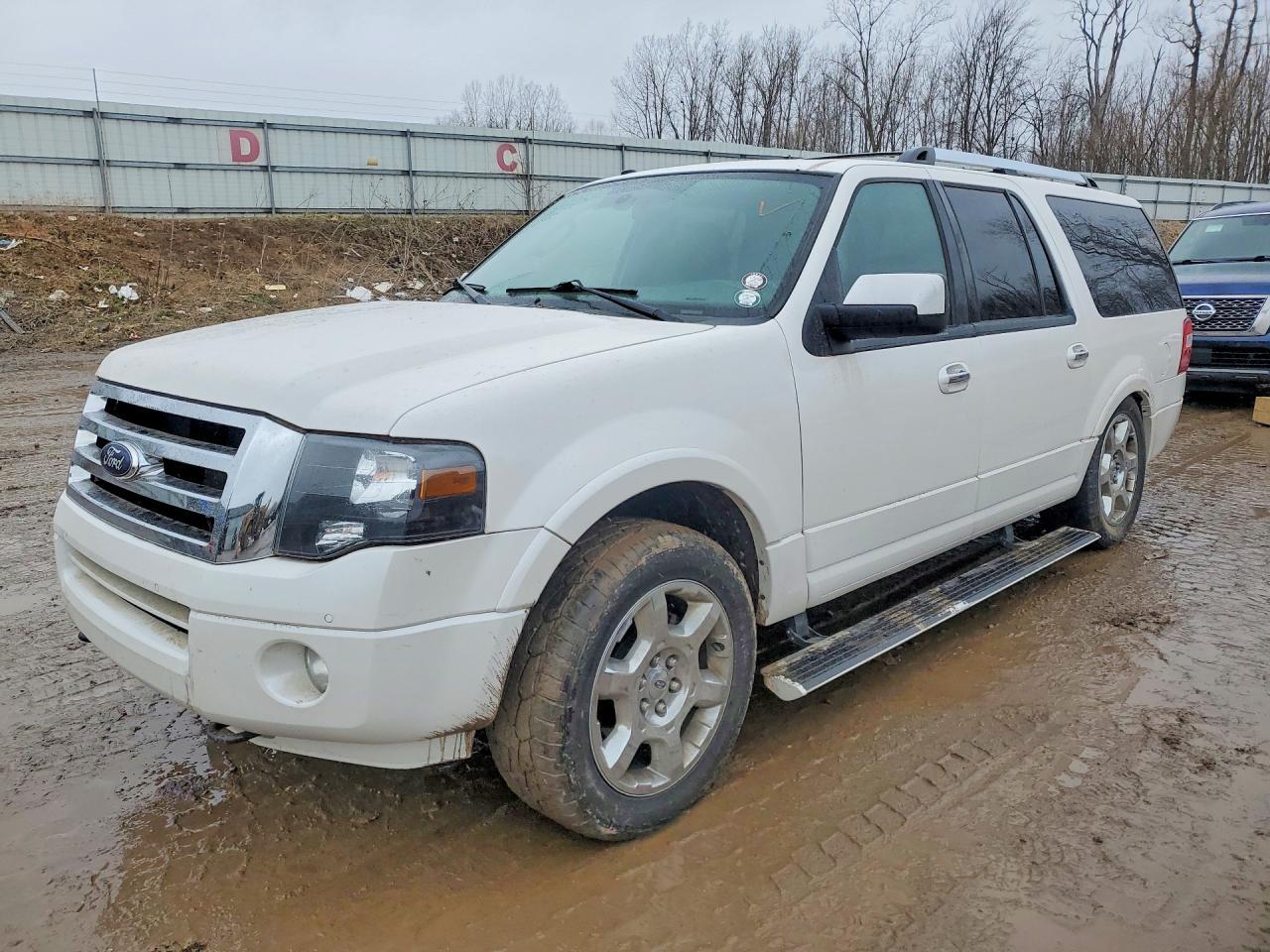 2013 FORD Expedition
