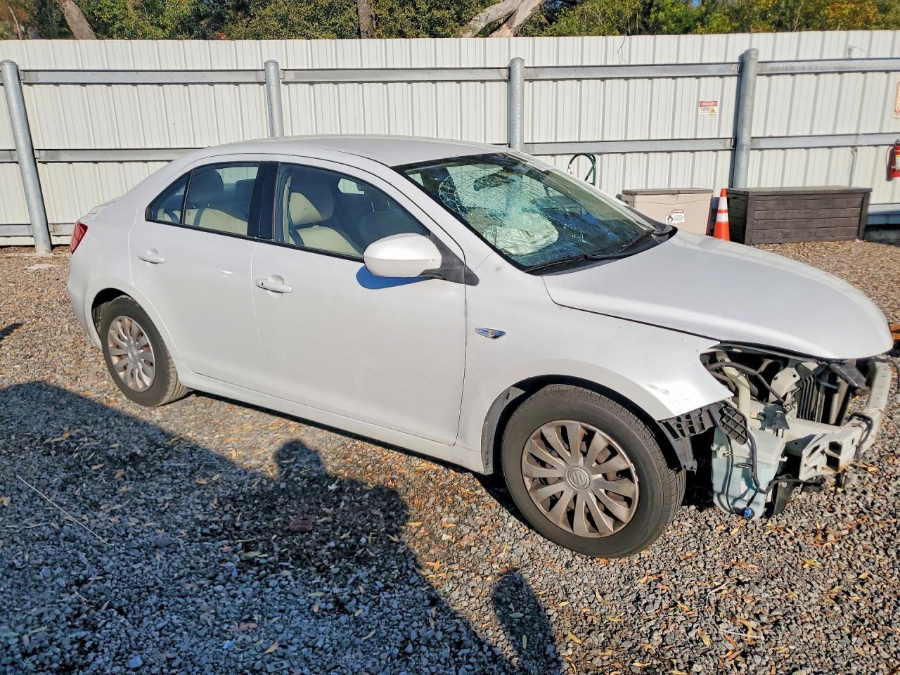 2012 SUZUKI Kizashi