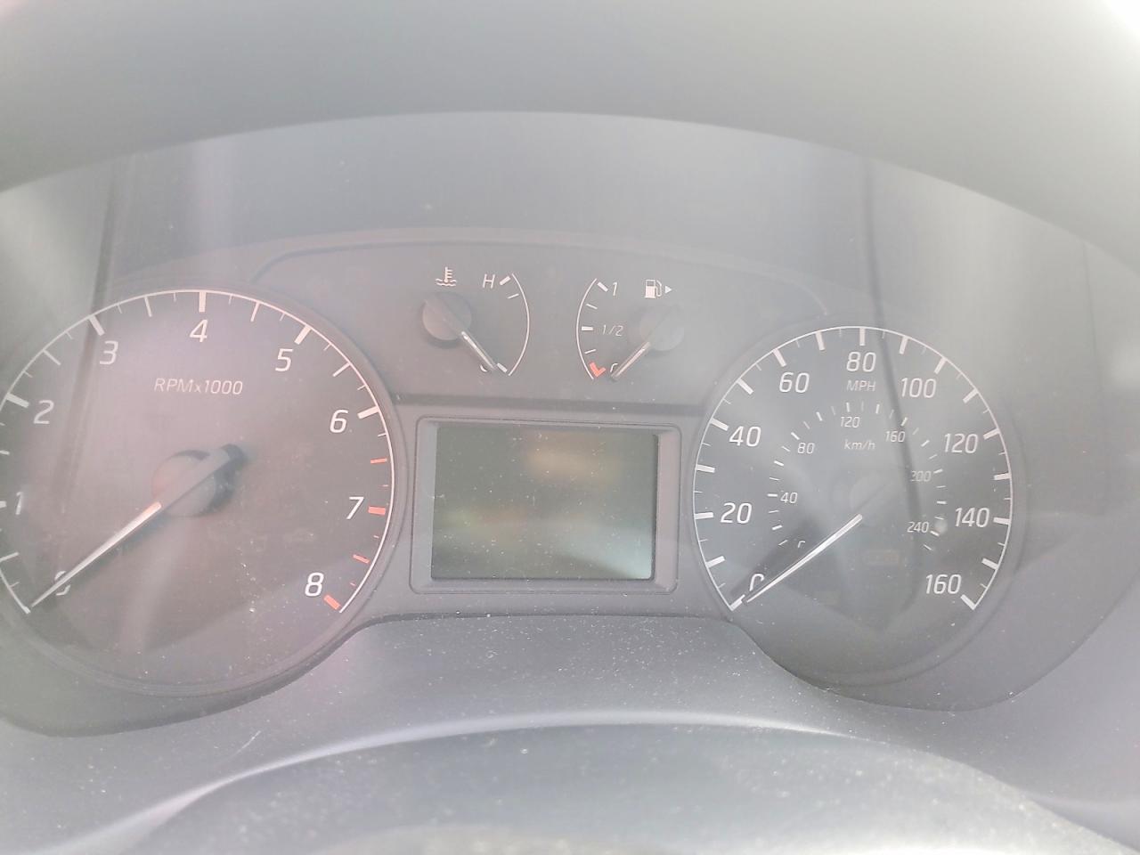 2015 NISSAN SENTRA