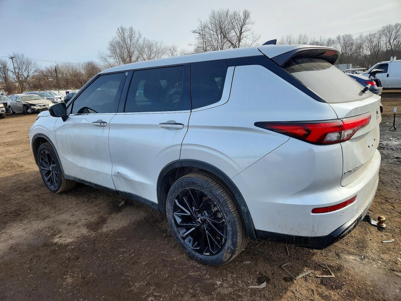 2022 MITSUBISHI outlander