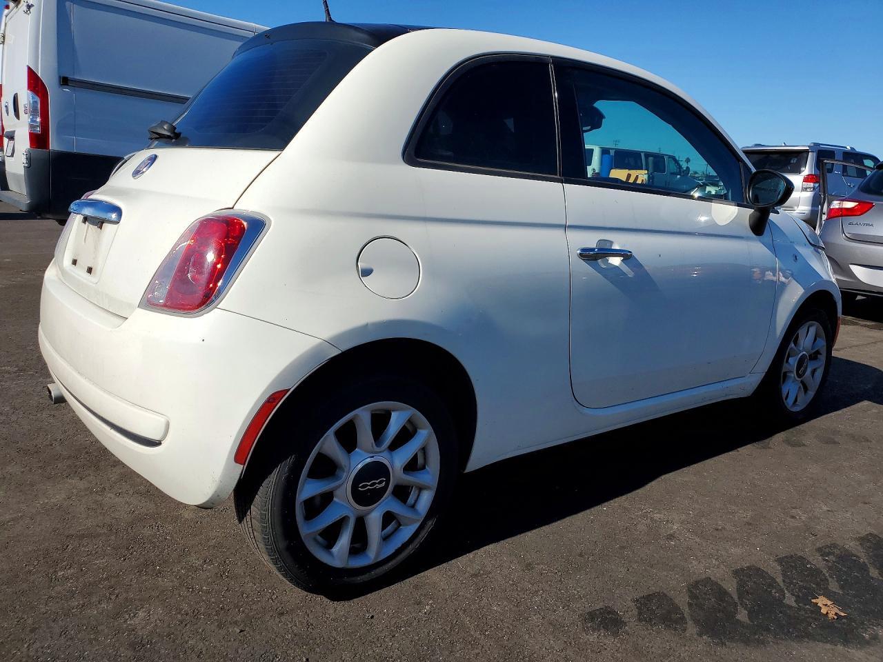 2017 FIAT 500