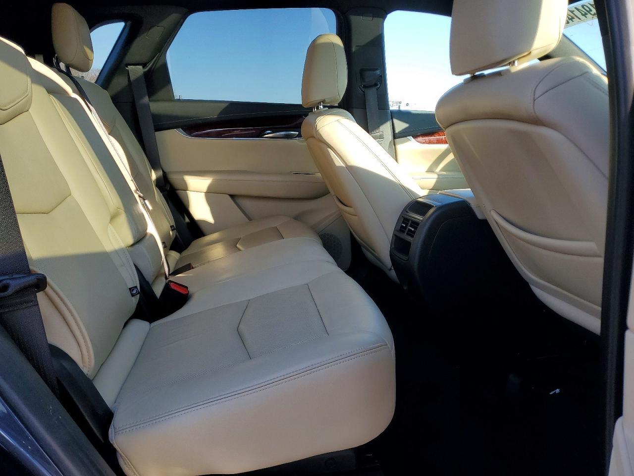 2019 CADILLAC XT5