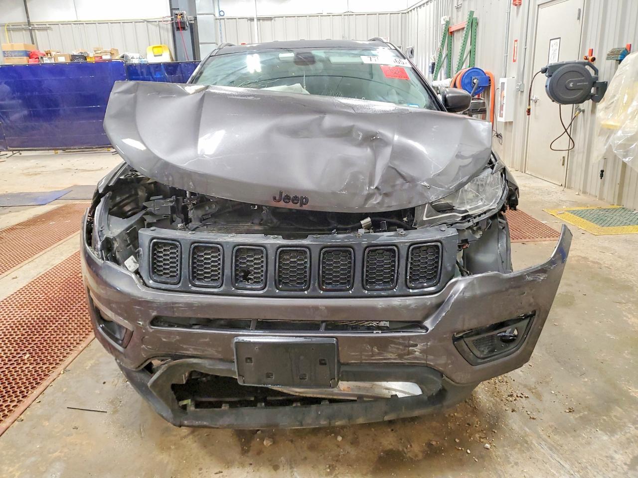 2021 JEEP Compass