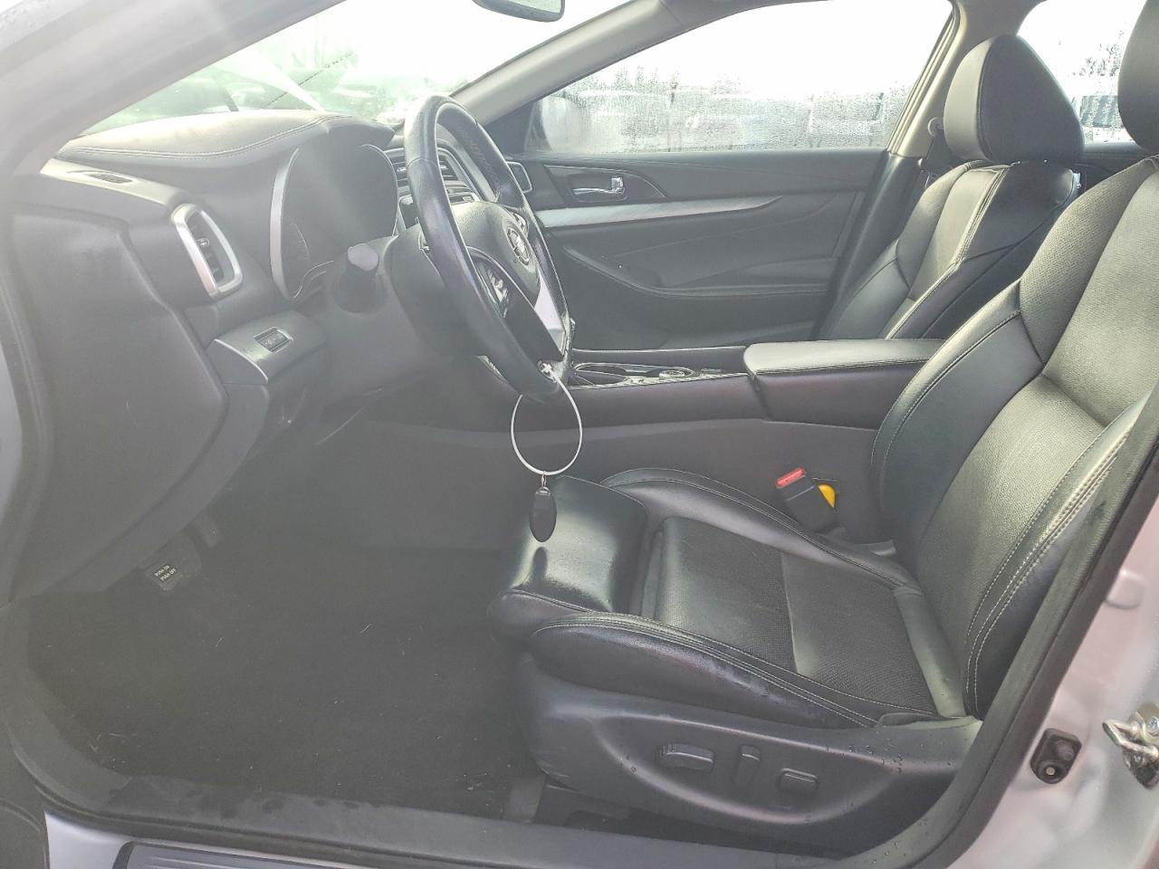 2017 NISSAN Maxima