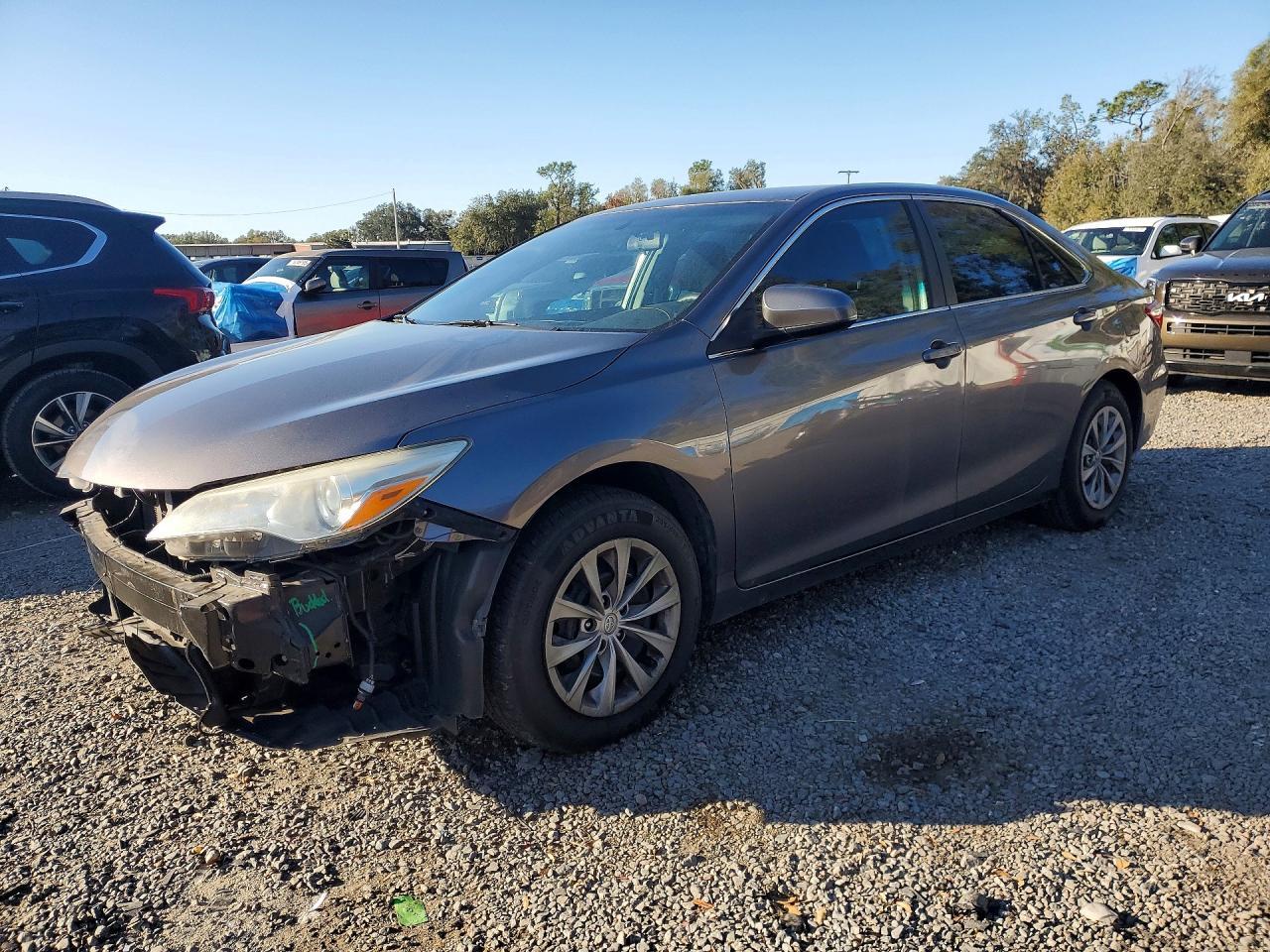 2017 TOYOTA CAMRY