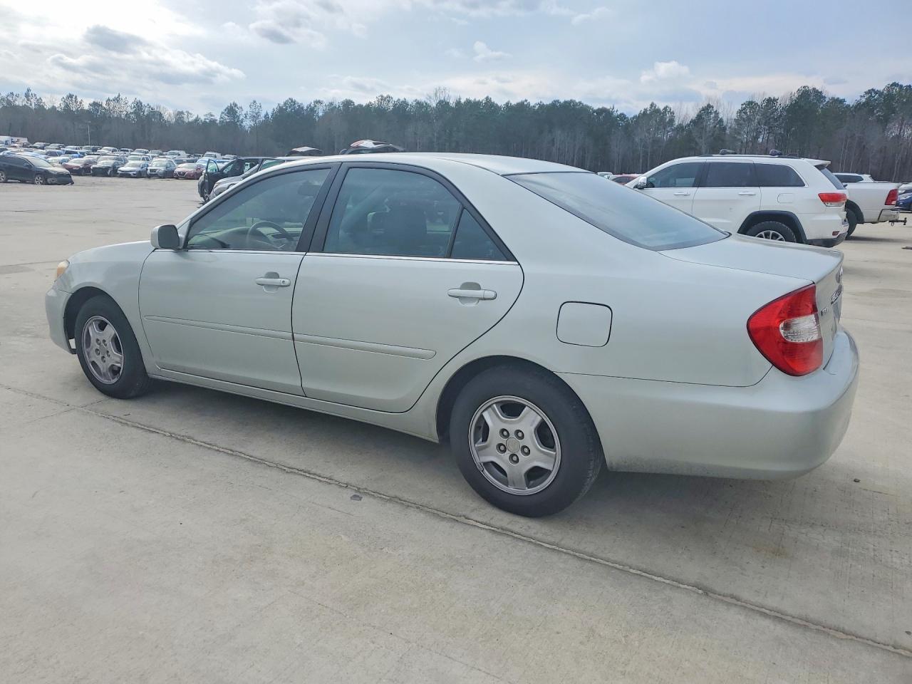 2002 TOYOTA CAMRY