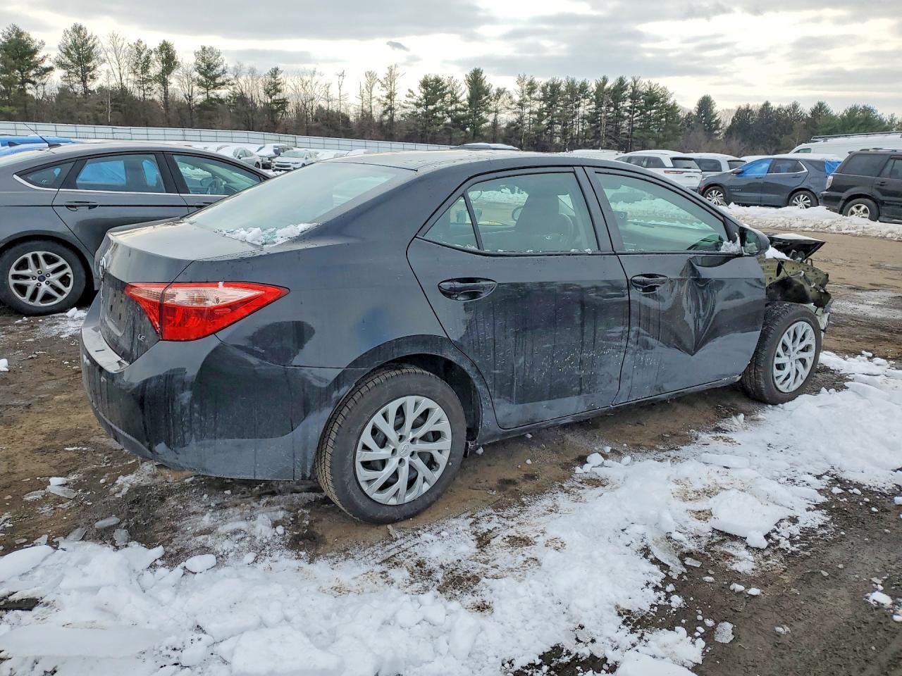 2018 TOYOTA COROLLA