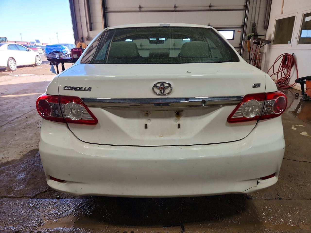 2011 TOYOTA COROLLA