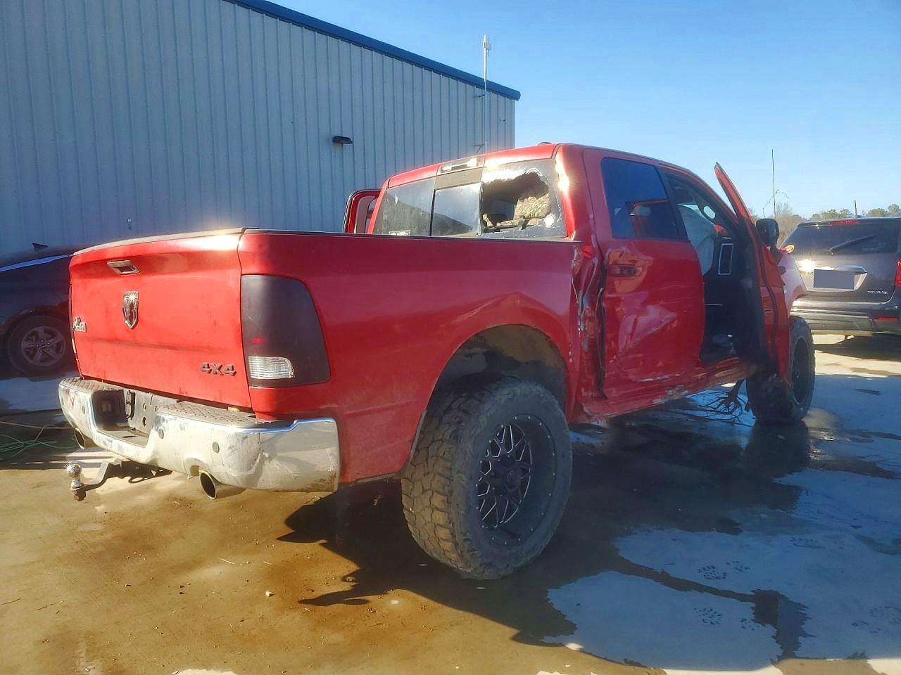 2011 DODGE RAM 1500