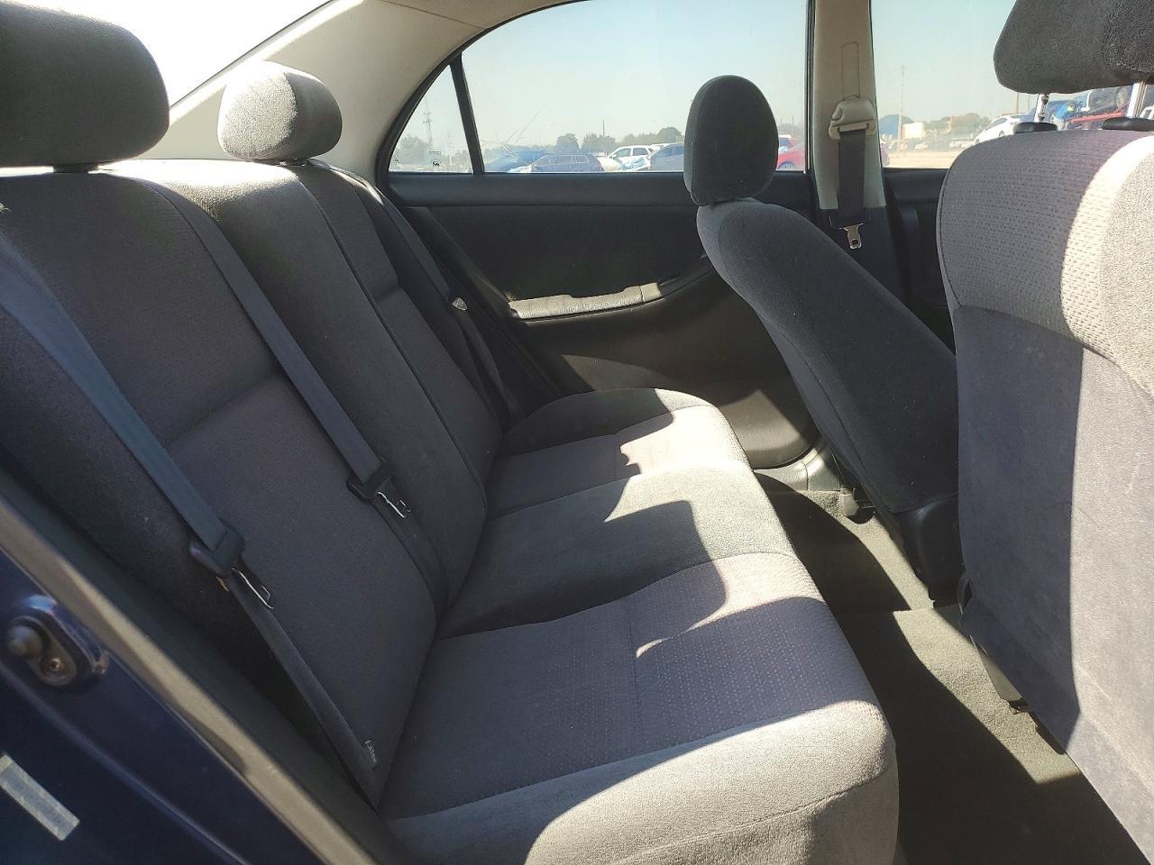 2004 TOYOTA COROLLA