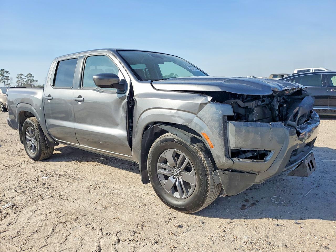 2025 NISSAN Frontier
