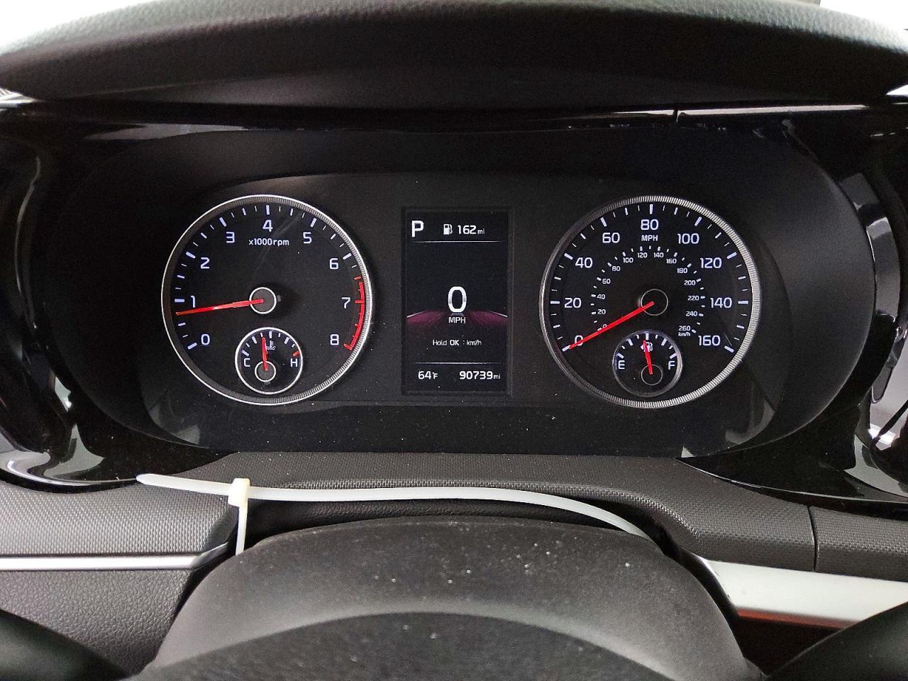 2022 KIA K5