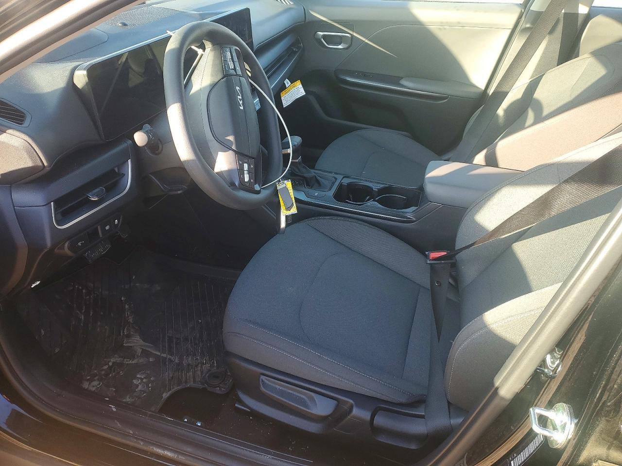 2025 KIA K4