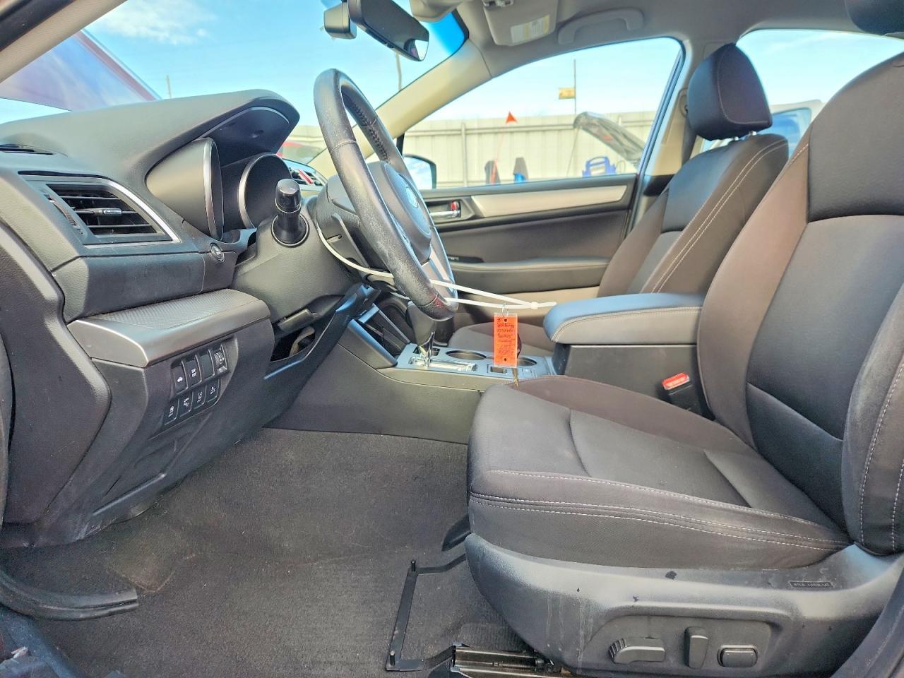 2017 SUBARU Legacy