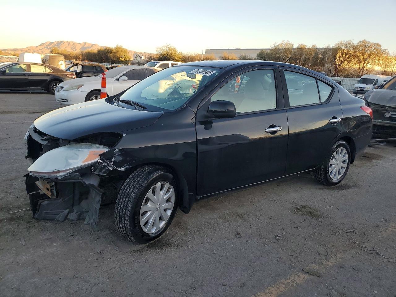 2014 NISSAN VERSA