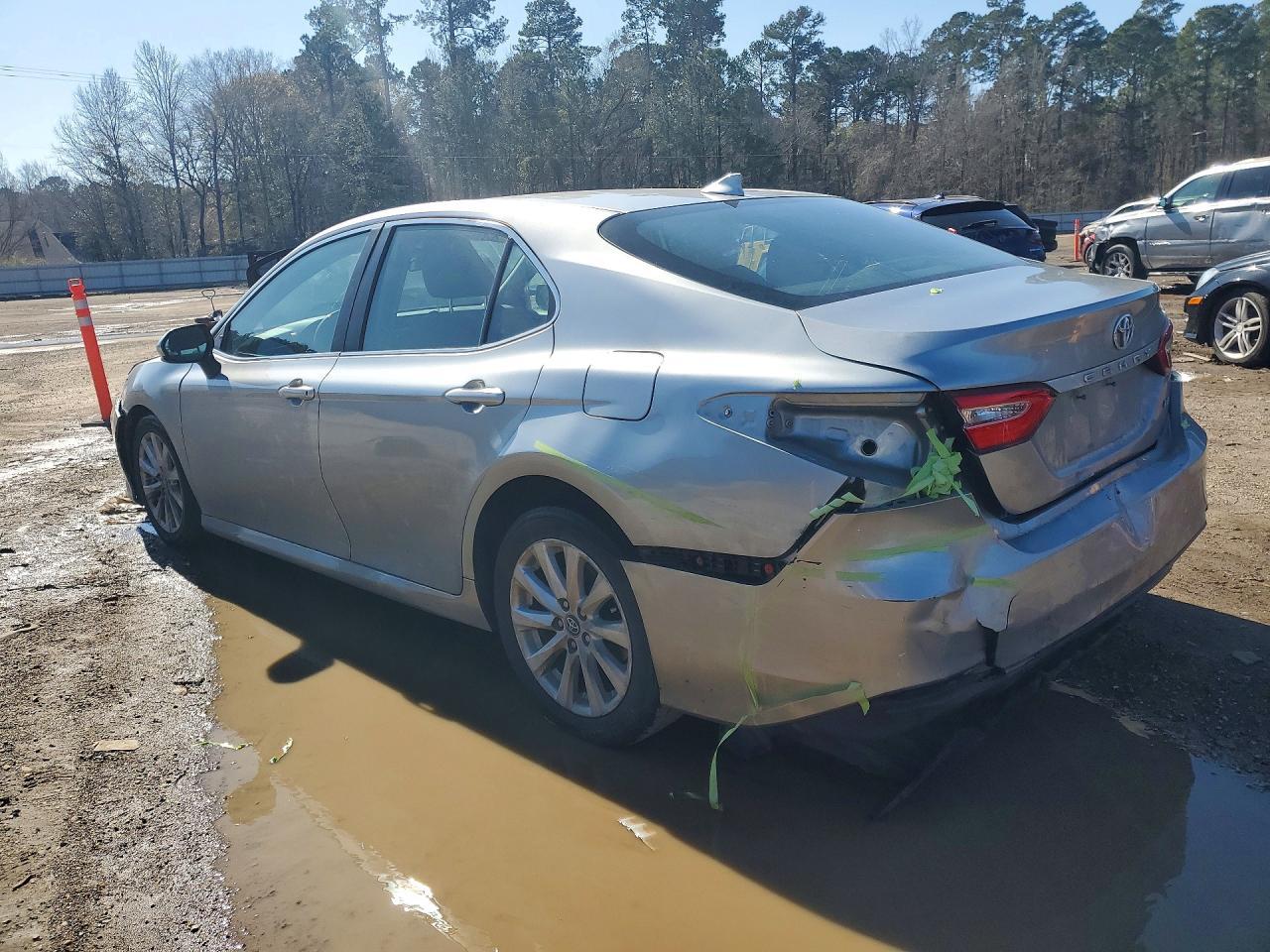 2020 TOYOTA CAMRY