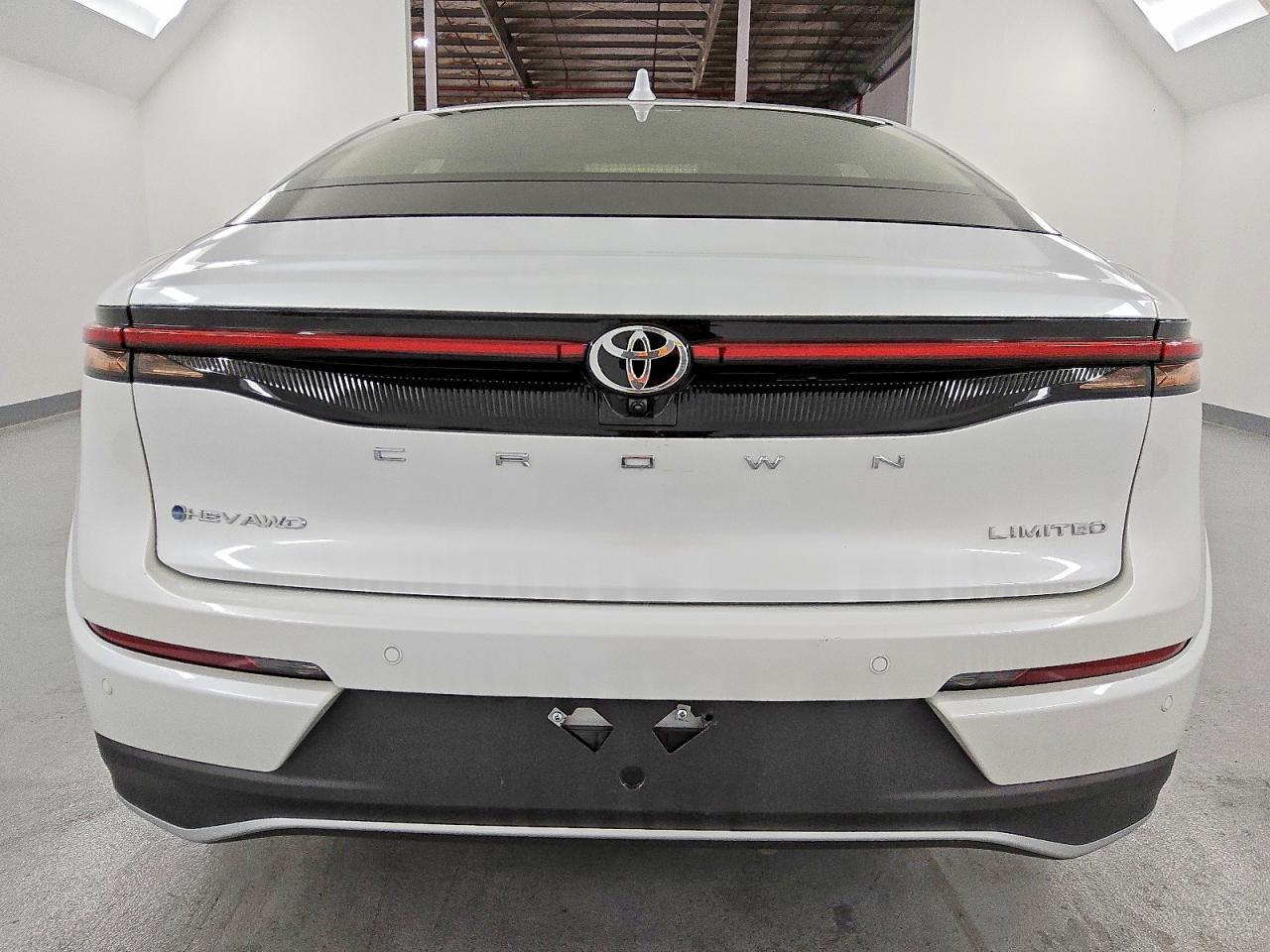 2026 TOYOTA Crown