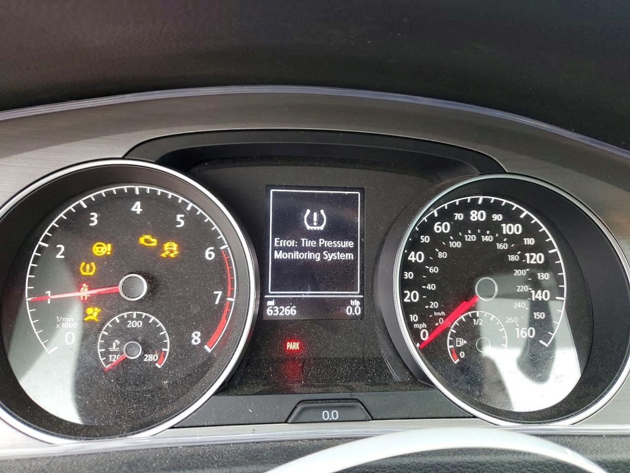 2017 VOLKSWAGEN GOLF