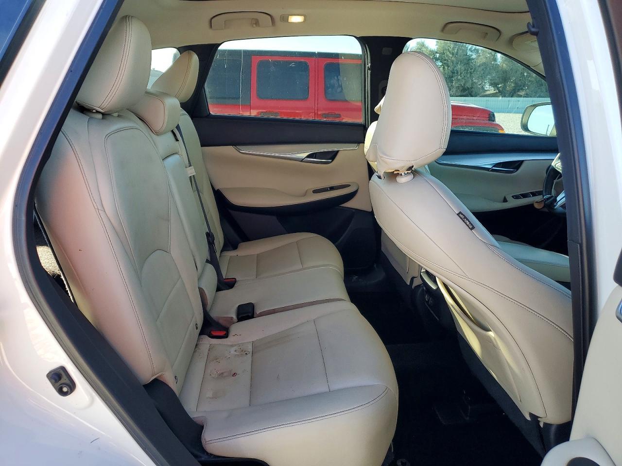 2019 Infinity Qx50