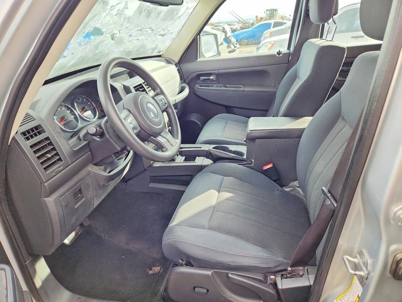 2012 JEEP Liberty