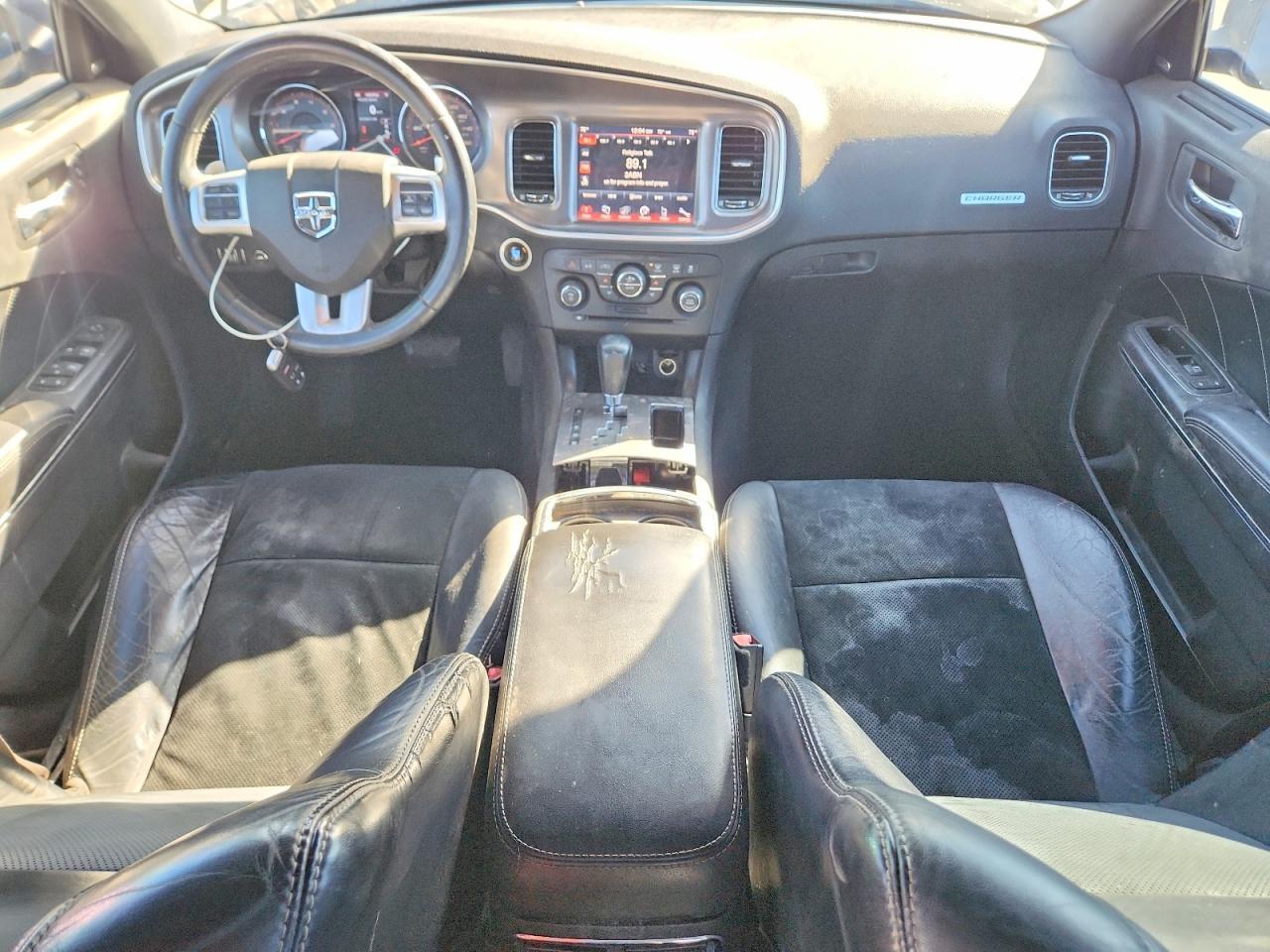 2013 DODGE CHARGER