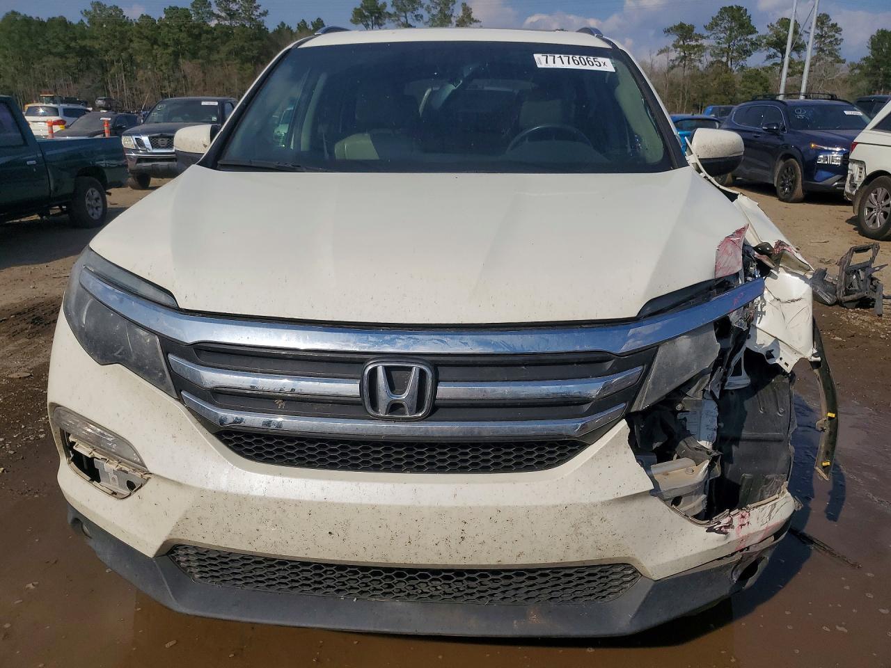 2017 HONDA PILOT