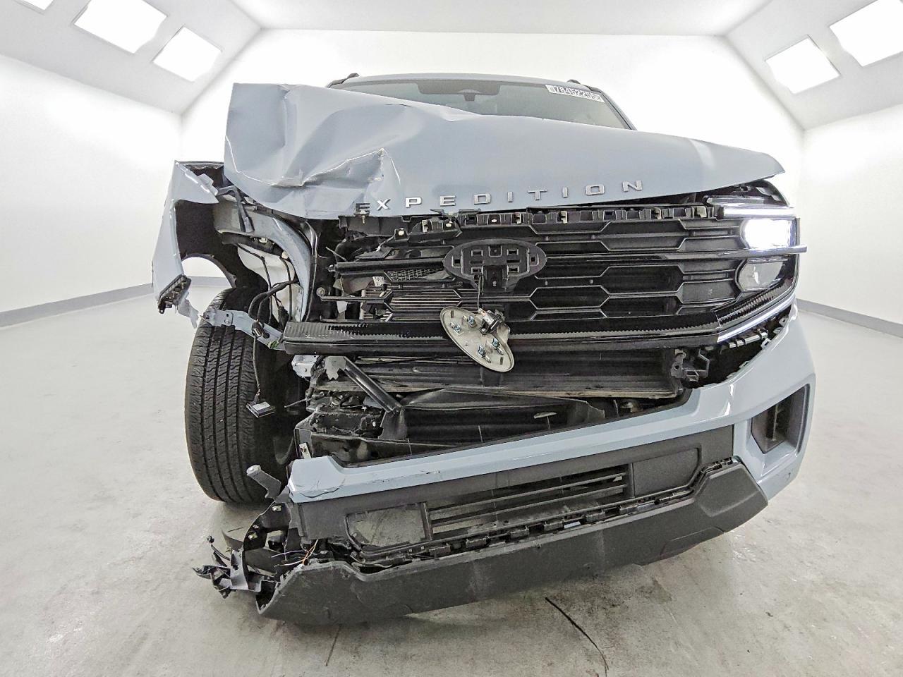 2025 FORD Expedition