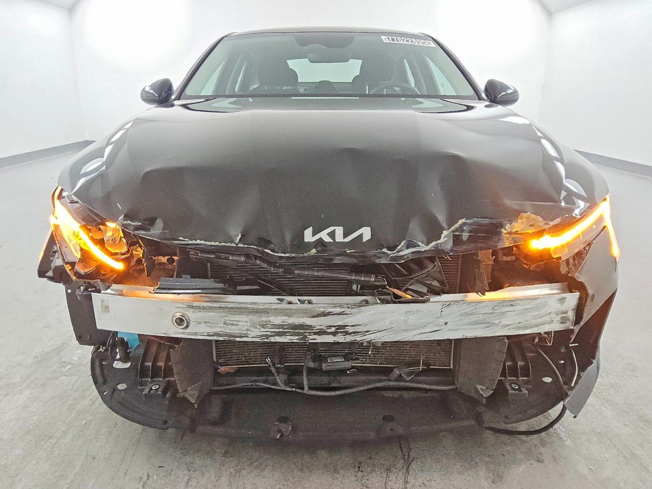 2025 KIA K5